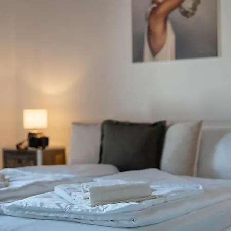 Rooms21 شقة شيفلينغ آم سي