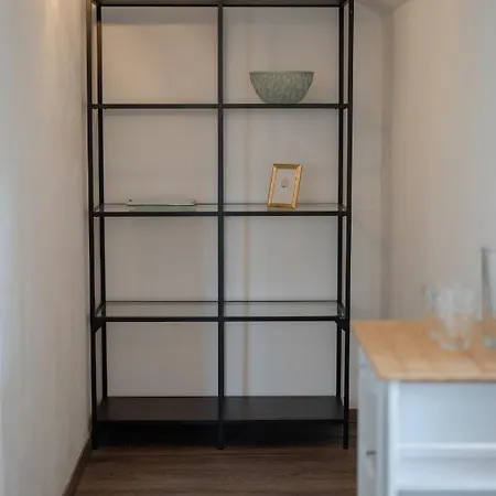 Rooms21 *